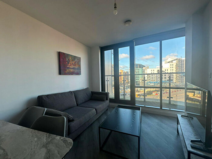 3 Bedroom Apartment To Rent In East Point, East Street, Leeds, West Yorkshire, LS9