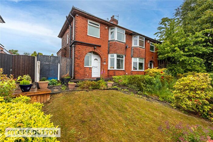 3 Bedroom Semi Detached House For Sale In Rhiwlas Drive, Bury, Manchester, BL9