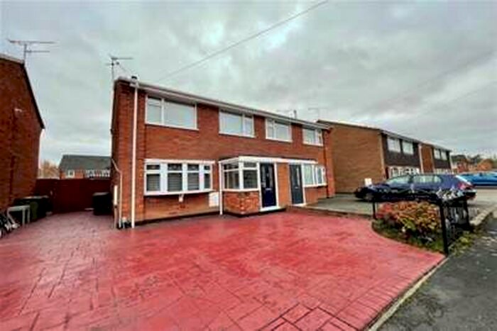 3 Bedroom Semi-Detached House To Rent In Burnaby Close, Coventry, CV10