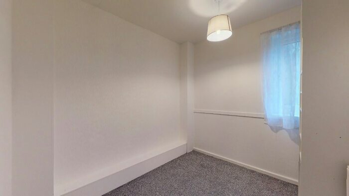 2 Bedroom Flat To Rent In Lennox Avenue, Milngavie, East Dunbartonshire, G62