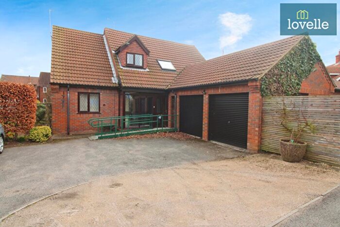 5 Bedroom Detached House For Sale In Woodlands, Louth, LN11