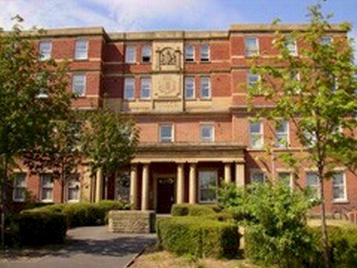 2 Bedroom Flat To Rent In Royal Brook, Preston, Lancashire, PR1