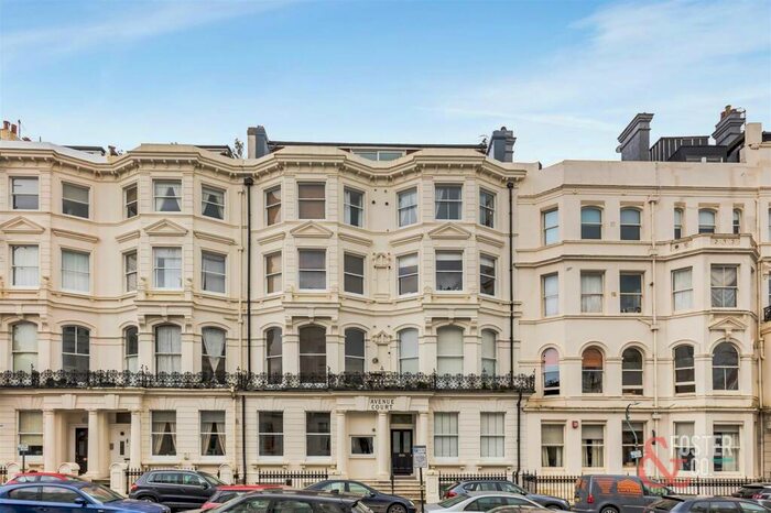 1 Bedroom Apartment To Rent In Palmeira Avenue, Hove, BN3