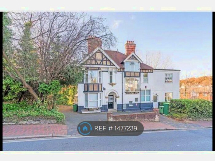 1 Bedroom Flat To Rent In Frant Road, Tunbridge Wells, TN2