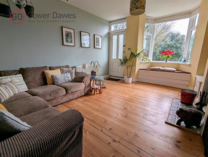 2 Bedroom Terraced House For Sale In Malvern Road, Grays, RM17