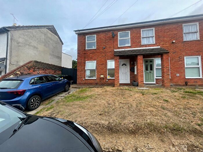 2 Bedroom Flat To Rent In A John CourtJohn StreetMaidstoneKent, ME14