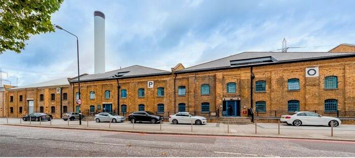 2 Bedroom Flat To Rent In The Grainstore, Western Gateway, London, E16