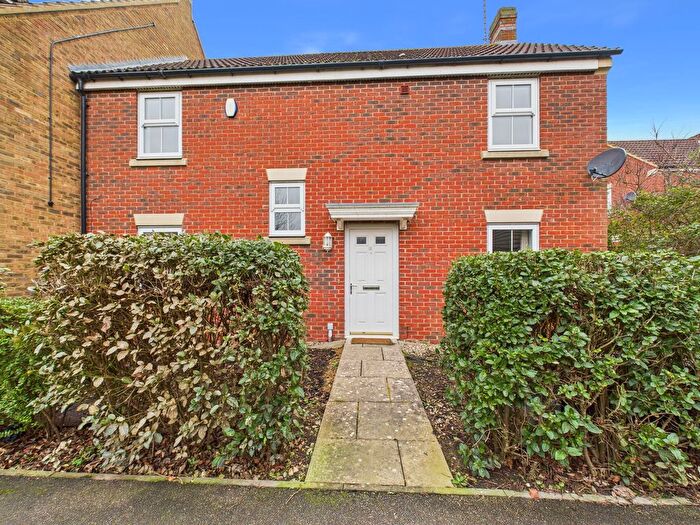 4 Bedroom End Terrace House For Sale In Foxglove Close, Yaxley, PE7