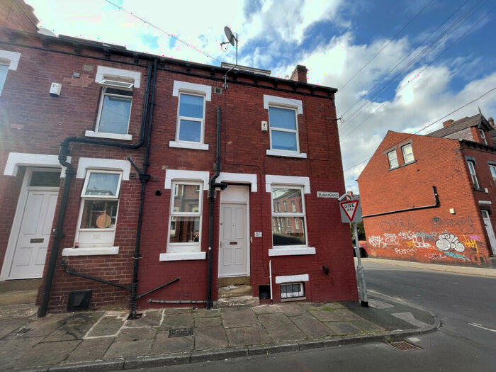 2 Bedroom Terraced House To Rent In Harold Place, Leeds, West Yorkshire, LS6