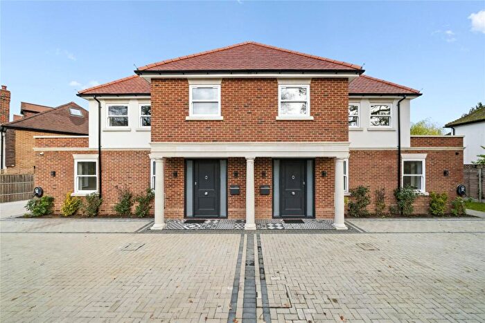5 Bedroom Semi Detached House To Rent In Queens Road, Hersham, Walton-on-Thames, Surrey, KT12