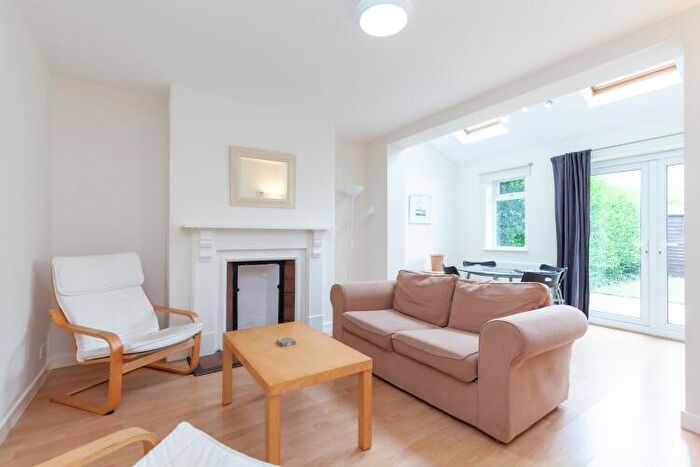 1 Bedroom Apartment To Rent In Maidcroft Road Oxford, OX4