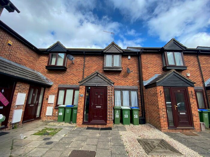 2 Bedroom Terraced House To Rent In Townshend Close, Sidcup, DA14