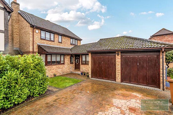 4 Bedroom Detached House For Sale In Knights Close, Bishop's Stortford, CM23