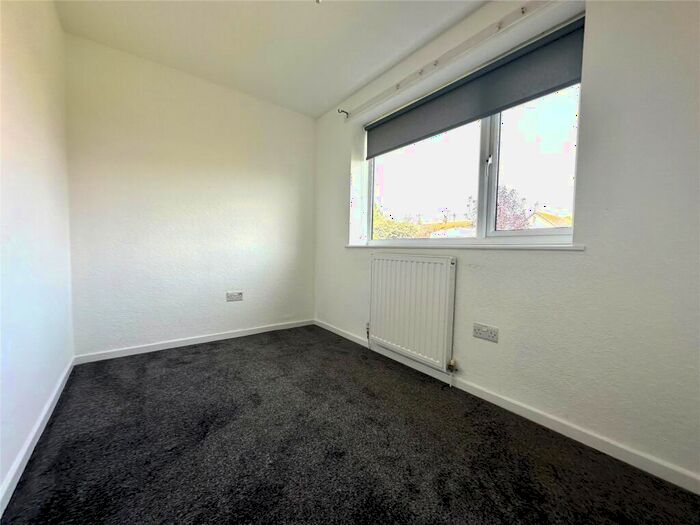 2 Bedroom Bungalow To Rent In Overton Avenue, Prestatyn, Denbighshire, LL19