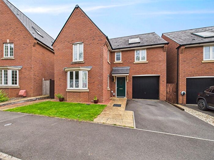 4 Bedroom Detached House For Sale In Oak View, Hardwicke, Gloucester, Gloucestershire, GL2