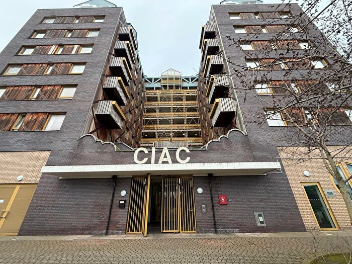 2 Bedroom Flat For Sale In Quay Street, Middlesbrough, TS2