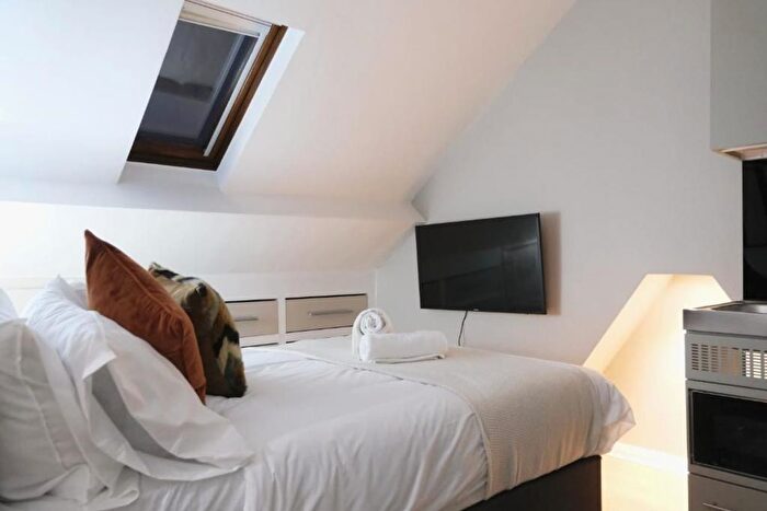 1 Bedroom Studio To Rent In Hazeldean Road, London, NW10