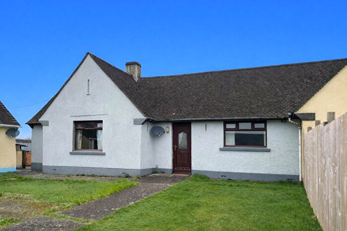 2 Bedroom Bungalow For Sale In Woodville Road, Woodford, Morwenstow, EX23