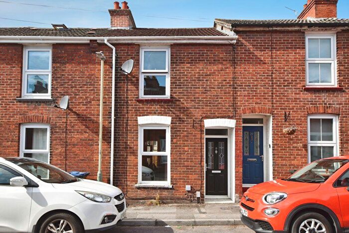2 Bedroom Terraced House For Sale In Nursery Road, Salisbury ***Video Tour***, SP2