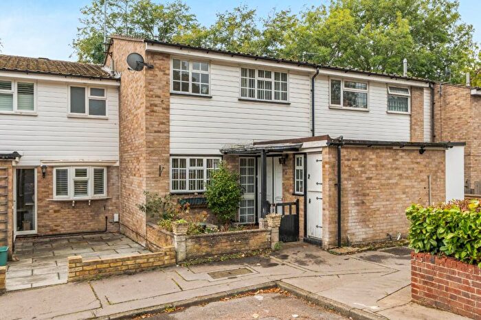 3 Bedroom Terraced House For Sale In Aylesham Road, Orpington, BR6