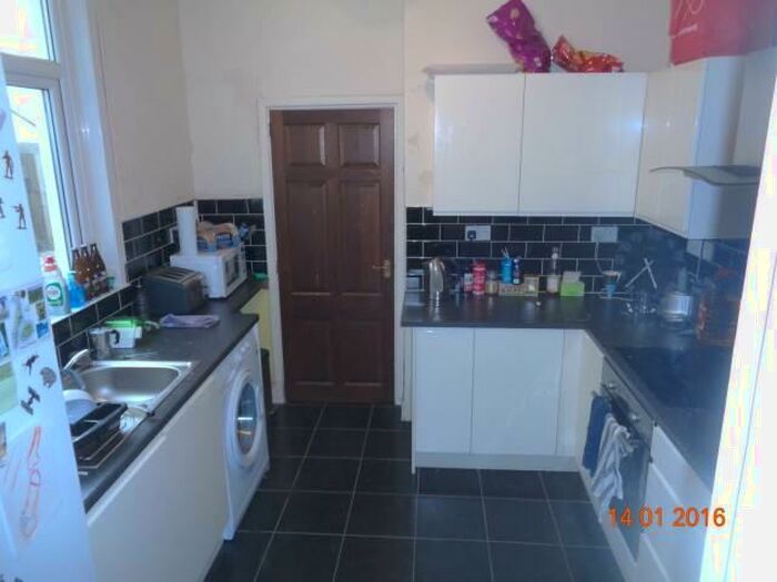 4 Bedroom House To Rent In Brithdir Street, Cathays, Cardiff, CF24
