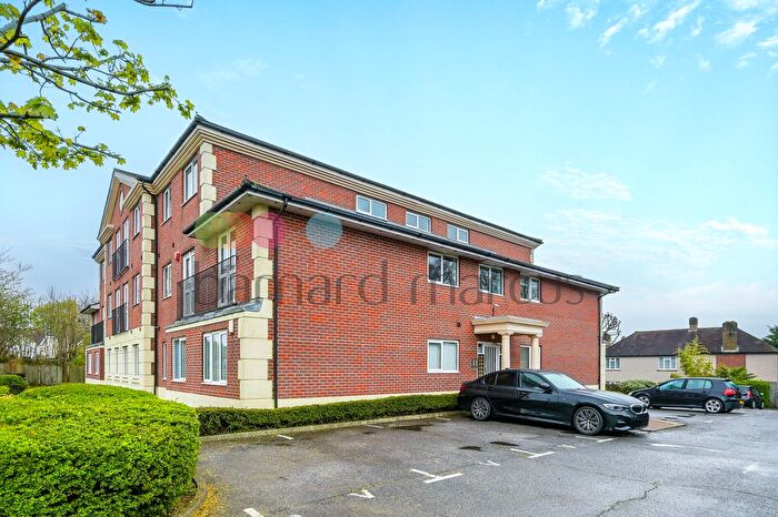 2 Bedroom Flat To Rent In Limpsfield Road, South Croydon, CR2