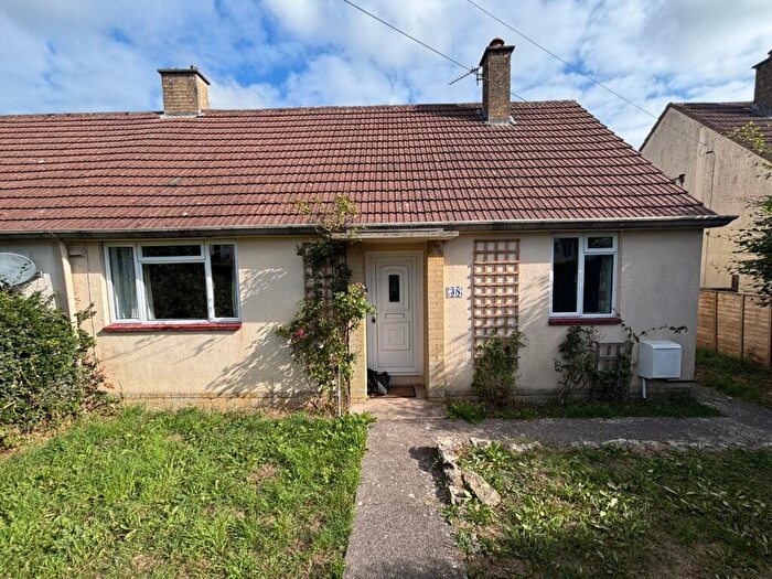 2 Bedroom Semi-Detached Bungalow To Rent In Mason Way, Shepton Mallet, BA4