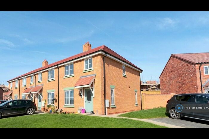 3 Bedroom End Of Terrace House To Rent In Heron Crescent, Melton Mowbray, LE13