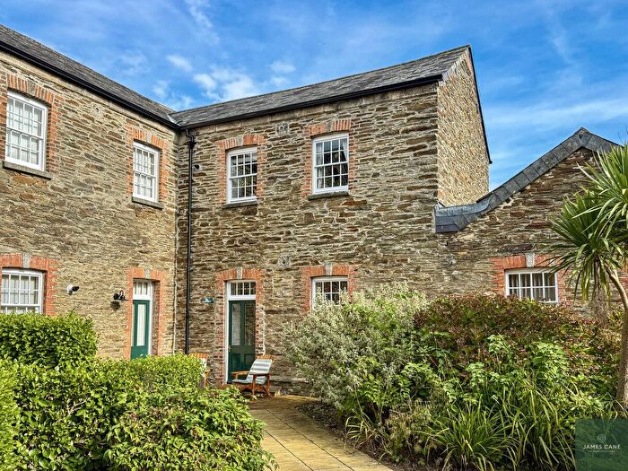 2 Bedroom Terraced House For Sale In Yew Tree Court, Truro, TR1