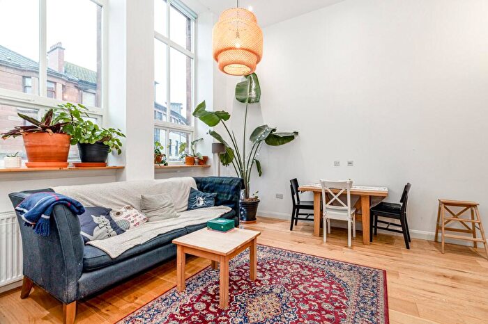 2 Bedroom Apartment For Sale In Shakespeare Street, North Kelvinside, Glasgow, G20