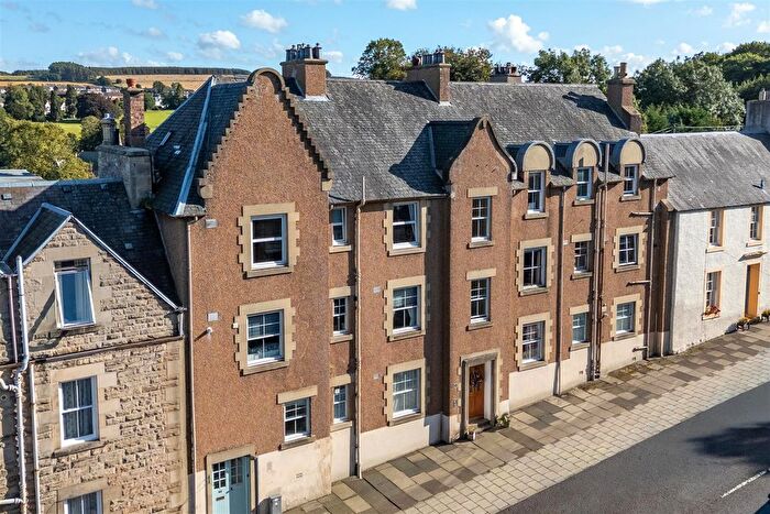 3 Bedroom Flat For Sale In E Castlegate, Jedburgh, TD8