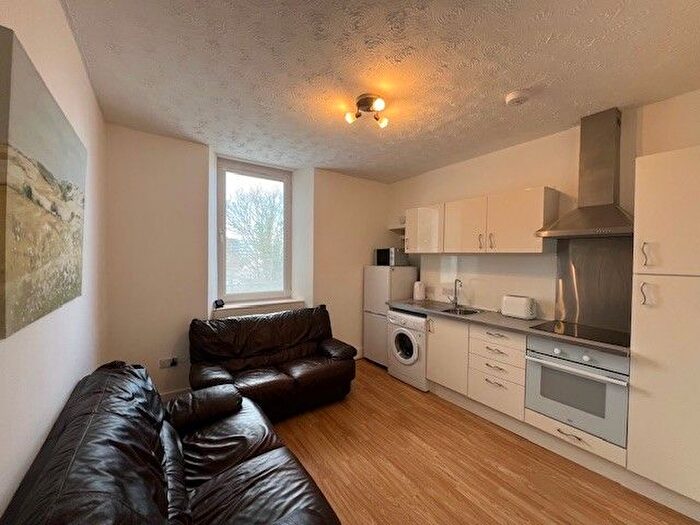 2 Bedroom Flat To Rent In Menzies Road, Torry, Aberdeen, AB11