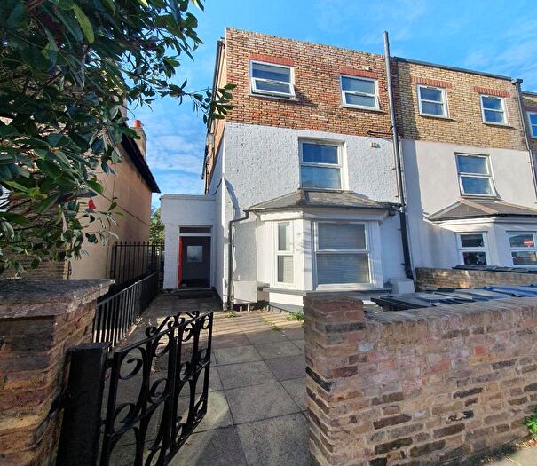 1 Bedroom Flat To Rent In Hanwell, London, W7