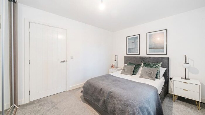 1 Bedroom Flat For Sale In Burney Drive, Glebe Farm, Milton Keynes, MK17