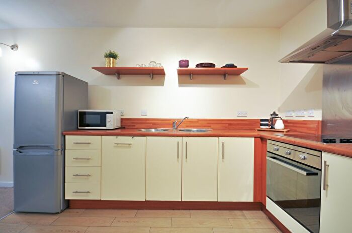 1 Bedroom Flat For Sale In Chapel Street, Salford, M3