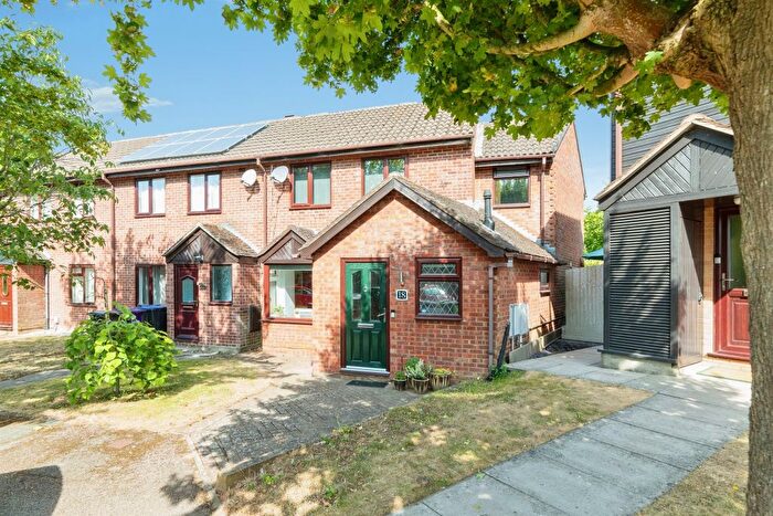 3 Bedroom End Of Terrace House For Sale In Downlands, Baldock, SG7