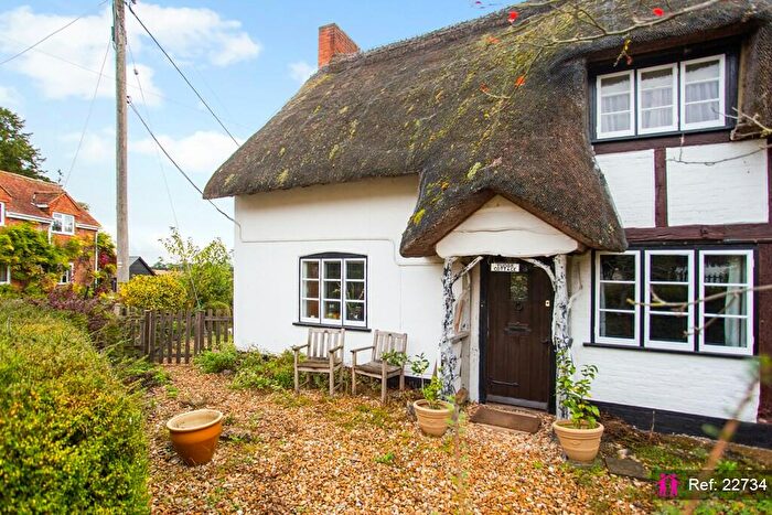 3 Bedroom Semi-Detached House For Sale In Winterslow, Salisbury, SP5