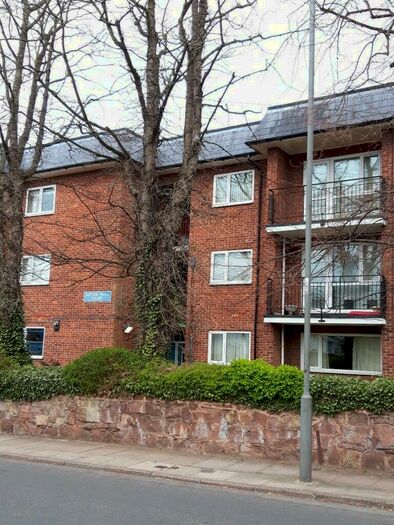 Studio To Rent In Aigburth Vale, Liverpool, Merseyside, L17