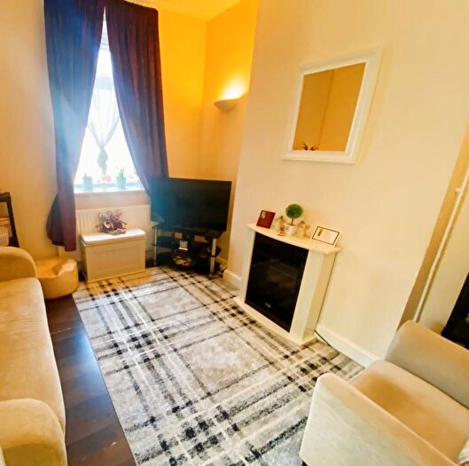 3 Bedroom House To Rent In Galston Street, Cardiff, CF24