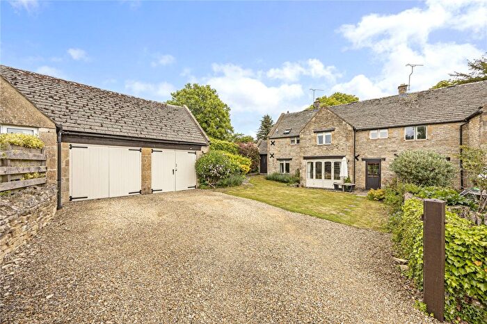 3 Bedroom Barn Conversion For Sale In Manor Barns Court, Hazelton, Gloucestershire, GL54