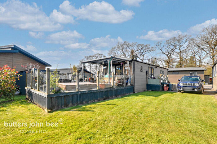 2 Bedroom Park Home For Sale In Back Lane, Congleton, CW12