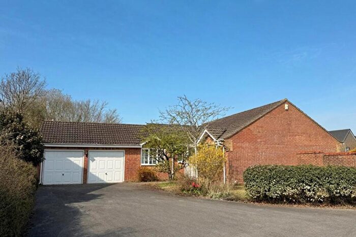3 Bedroom Bungalow For Sale In Field Place, Verwood, BH31