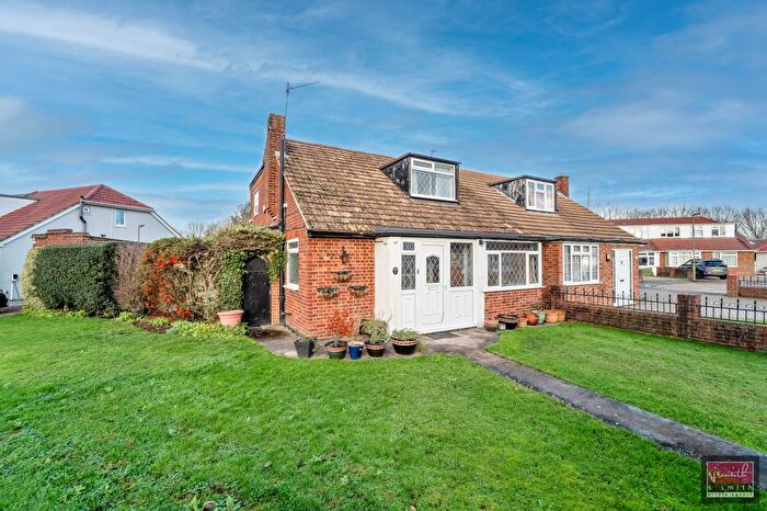 3 Bedroom Semi Detached House For Sale In Gibson Place, Stanwell, Staines-Upon-Thames, TW19