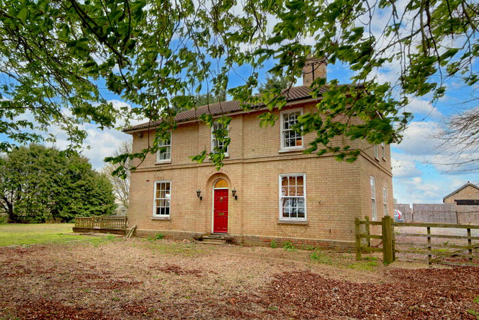 5 Bedroom Detached House For Sale In Mereside Drove, Ramsey, Huntingdon, PE26