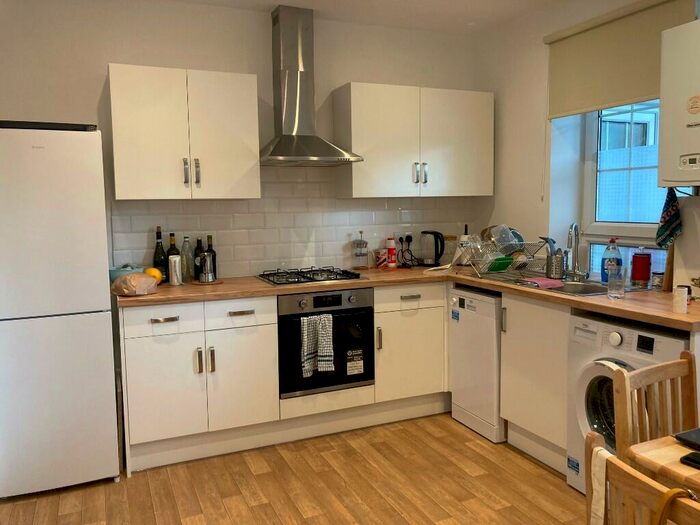 1 Bedroom Flat To Rent In Wapping Lane, London, E1W