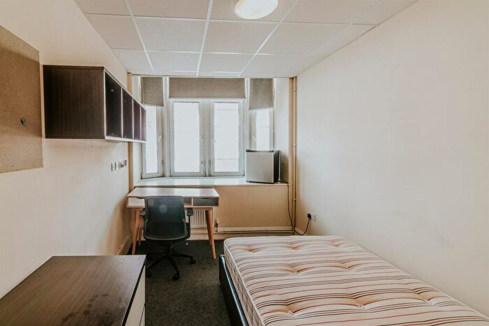 1 Bedroom Apartment To Rent In Room, Kp House, NG1