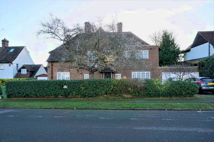4 Bedroom Detached House To Rent In Letchmore Road, Radlett, WD7
