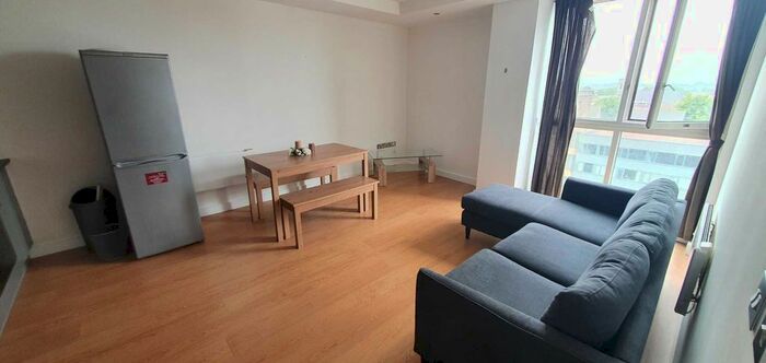 1 Bedroom Flat To Rent In Admiral House, Newport Road, Cardiff, CF24