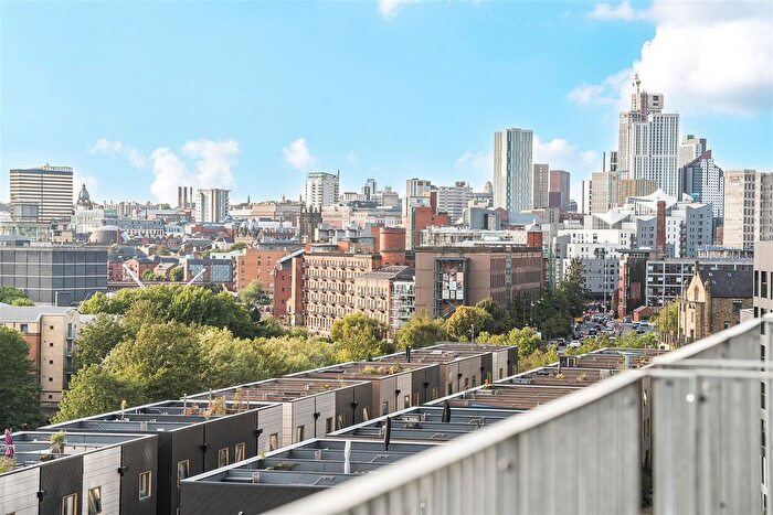 2 Bedroom Flat To Rent In District Lofts, Climate Innovation District, LS9