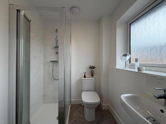 3 Bedroom Semi Detached House For Sale In Cavell Place, Folkestone, CT20